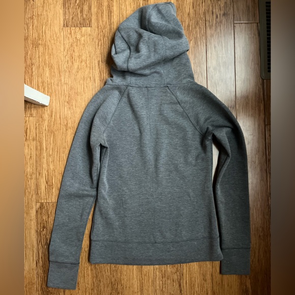 The North Face Hoodie sweater Women's Cowl Neck Grey Pullover Size XS Pocket - Picture 2 of 4